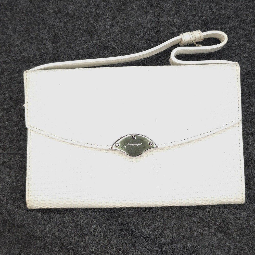 Vintage Salvatore Ferragamo Quiet Luxury Woven Leather Clutch Wristlet White